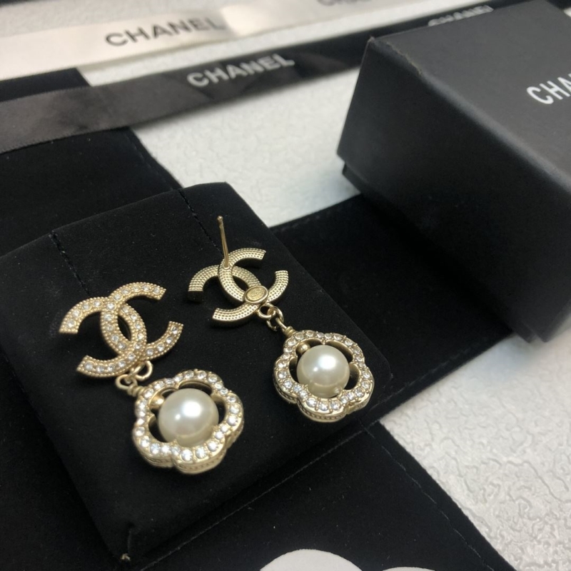 Ch**el earrings